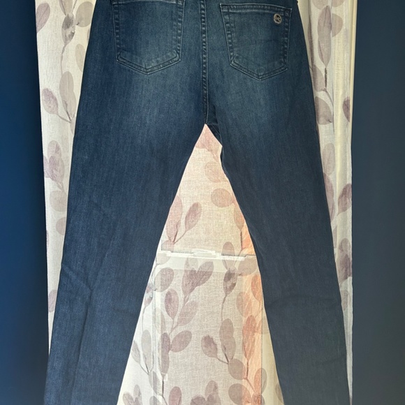 Micheal Kors Jeans (size 4) - Picture 2 of 4